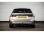 BMW 3-Serie Touring 320i | Sportline | Leder | LED | Trekhaak | 19 inch | NL Auto |