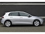 Volkswagen Golf 1.0 eTSI Life DSG Automaat Apple CarPlay Sfeerverlichting Navigatie