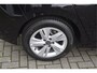 Volkswagen Golf 1.0 eTSI Life Business Carplay | Keyless | Camera | Adaptive cruise | LMV