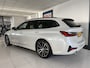 BMW 3-Serie Touring 320e Sportline Panoramadak / Led verlichting / Carplay/ Wit metallic /