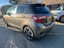 Toyota Yaris 1.5 Hybrid (100pk) Bi-Tone! Aut! Navi! Bluetooth!