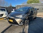 Toyota Yaris 1.5 Hybrid (100pk) Bi-Tone! Aut! Navi! Bluetooth!