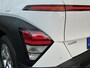 Hyundai Kona 1.6 GDI 141pk HEV Comfort | Camera | Draadloos carplay | Climate control | Adaptive cruise control | Keyless entry | Full Led koplampen | 16'' velgen | Parkeersensoren voor en achter