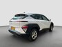 Hyundai Kona 1.6 GDI 141pk HEV Comfort | Camera | Draadloos carplay | Climate control | Adaptive cruise control | Keyless entry | Full Led koplampen | 16'' velgen | Parkeersensoren voor en achter