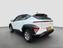 Hyundai Kona 1.6 GDI 141pk HEV Comfort | Camera | Draadloos carplay | Climate control | Adaptive cruise control | Keyless entry | Full Led koplampen | 16'' velgen | Parkeersensoren voor en achter