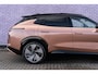 Lynk & Co 08 1.5 More | Actieradius gecombineerd 1100 km | 80% opladen in 33min | Elektrische massage- & ventilatiestoelen met geheugen | Stoelverwarming voor & achter | Panoramadak | Apple CarPlay/Android Auto | 23 Harman Kardon speakers | Adaptive Cruise Control |