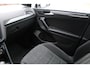 Volkswagen Tiguan 1.4 TSI Highline Business R-Line | Incl. 12 maanden Garantie | Panorama dak | Stoelverwarming | Achteruitrijcamera | Elektrische kofferbakklep | Adaptive cruise controle | DAB | Apple CarPlay/Android Auto | Virtual cockpit | Climate controle | Navigatie | Draadloze telefoonlader | Parkeersensoren V+A | Origineel NL Auto | NAP |