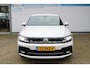 Volkswagen Tiguan 1.4 TSI Highline Business R-Line | Incl. 12 maanden Garantie | Panorama dak | Stoelverwarming | Achteruitrijcamera | Elektrische kofferbakklep | Adaptive cruise controle | DAB | Apple CarPlay/Android Auto | Virtual cockpit | Climate controle | Navigatie | Draadloze telefoonlader | Parkeersensoren V+A | Origineel NL Auto | NAP |