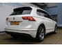 Volkswagen Tiguan 1.4 TSI Highline Business R-Line | Incl. 12 maanden Garantie | Panorama dak | Stoelverwarming | Achteruitrijcamera | Elektrische kofferbakklep | Adaptive cruise controle | DAB | Apple CarPlay/Android Auto | Virtual cockpit | Climate controle | Navigatie | Draadloze telefoonlader | Parkeersensoren V+A | Origineel NL Auto | NAP |