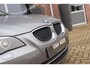 BMW 5-Serie 520i E60 Sedan Facelift Corporate Lease | NL auto | Xenon | 18 inch | Cruise control | Airco | Navi | PDC | Origineel | 6-bak | Ski-luik | Bluetooth | 163 pk
