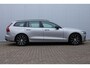 Volvo V60 T6 Automaat Plug-in hybrid AWD Plus Dark |Semi Elektrische  trekhaak | Premium audio by Harman Kardon | Apple carplay/Android auto | Rondom zichtcamera  | Verwarmbare voorstoelen en achterbank | Verwarmbaar stuurwiel | Verwarmde voorruit |