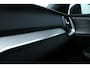 Volvo V60 T6 Automaat Plug-in hybrid AWD Plus Dark |Semi Elektrische  trekhaak | Premium audio by Harman Kardon | Apple carplay/Android auto | Rondom zichtcamera  | Verwarmbare voorstoelen en achterbank | Verwarmbaar stuurwiel | Verwarmde voorruit |