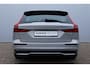 Volvo V60 2.0 T6 Plug-in hybrid AWD Plus Dark | Trekhaak | Premium audio by Harman Kardon | Apple carplay/Android auto | Rondom zichtcamera  | Verwarmbare voorstoelen en achterbank | Verwarmbaar stuurwiel | Verwarmde voorruit |