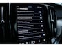 Volvo V60 T6 Automaat Plug-in hybrid AWD Plus Dark |Semi Elektrische  trekhaak | Premium audio by Harman Kardon | Apple carplay/Android auto | Rondom zichtcamera  | Verwarmbare voorstoelen en achterbank | Verwarmbaar stuurwiel | Verwarmde voorruit |