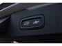 Volvo V60 2.0 T6 Plug-in hybrid AWD Plus Dark | Trekhaak | Premium audio by Harman Kardon | Apple carplay/Android auto | Rondom zichtcamera  | Verwarmbare voorstoelen en achterbank | Verwarmbaar stuurwiel | Verwarmde voorruit |
