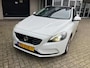 Volvo V40 1.6 D2 Momentum / PANODAK / CAMERA / STOELVERWARMING / ALU VELGEN