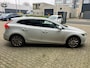 Volvo V40 1.6 D2 Momentum / PANODAK / CAMERA / STOELVERWARMING / ALU VELGEN