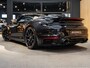 Porsche 992 911 Turbo S Cabrio Gele Stiksels Burmester 911 3.8 Turbo S Volleder Ventilatie