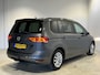 Volkswagen Touran 1.2 TSI Connected Series 7 pers | Origineel Nederlandse auto | Dealeronderhouden | Trekhaak | Panorama dak