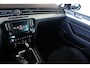 Volkswagen Passat Variant 2.0 TDI R-Line Trekhaak | Virtual Cockpit | Stoelverw. | Adapt. Cruise | 18" LMV | PDC V+A