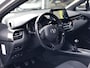 Toyota C-HR 1.2 Turbo Dynamic | Navigatie, Parkeercamera, Lichtmetalen velgen, DAB+, Keyless, Licht + Regensensor