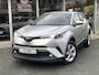 Toyota C-HR 1.2 Turbo Dynamic | Navigatie, Parkeercamera, Lichtmetalen velgen, DAB+, Keyless, Licht + Regensensor