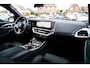 BMW XM PHEV 30 kWh | 687 PK | Iconic Glow | Skylounge | Massage | 360 Cam | Drive assistant | Stuurwielverwarming | Sportuitlaat |