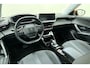 Peugeot e-2008 EV Allure Pack 50 kWh 100% Elektrisch | Camera | Navigatie | Lichtmetalen velgen | Stoelverwarming | Cruise Control | Airco | 3-D Instrumentenpaneel | Dealer onderhouden