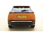 Peugeot e-2008 EV Allure Pack 50 kWh 100% Elektrisch | Camera | Navigatie | Lichtmetalen velgen | Stoelverwarming | Cruise Control | Airco | 3-D Instrumentenpaneel | Dealer onderhouden