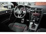 Volkswagen Golf 2.0 TSI GTI Performance Pano ACC 19inch Keyless Alcantara