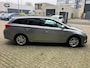 Toyota Auris Touring Sports 1.8 Hybrid Lease+ / PANODAK / ALU VELGEN / CAMERA / NAVI / DEALER SERVICED