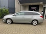 Toyota Auris Touring Sports 1.8 Hybrid Lease+ / PANODAK / ALU VELGEN / CAMERA / NAVI / DEALER SERVICED