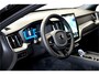 Volvo XC60 2.0 T8 AWD 335kW/456pk Aut8 MJ2026 Plug-in hybrid Ultra Black Edition LUCHTVERING + HARMAN/KARDON + PANORAMADAK + BLIS + STOELMASSAGE + PILOT ASSIST + STOELVERWARMING V&A + ADAPT.CRUISE + STUURVERWARMING + 360 CAMERA + PARKSENSOREN + 21" LM-VELGEN!!