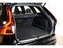 Volvo XC60 2.0 T8 AWD 335kW/456pk Aut8 MJ2026 Plug-in hybrid Ultra Black Edition LUCHTVERING + HARMAN/KARDON + PANORAMADAK + BLIS + STOELMASSAGE + PILOT ASSIST + STOELVERWARMING V&A + ADAPT.CRUISE + STUURVERWARMING + 360 CAMERA + PARKSENSOREN + 21" LM-VELGEN!!
