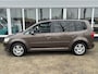 Volkswagen Touran 1.2 TSI Highline BlueMotion 7personen. | Pano | Trekhaak | Navi | Xenon