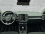Volvo XC40 1.5 T2 Momentum Core VOORLOOP DE NEGRO | Camera | Parkeersensoren voor + Achter | Navigatie | On Call | Carplay | Regensensor |