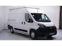 Opel Movano 2.2D 140 pk L2H2 Edition Airco, NAP, Imperiaal met Trap, Trekhaak 2.500 kg met Opstap, Navi, 1e Eigenaar, 3-Zits