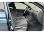 Volkswagen Tiguan 1.5 TSI R-Line Business+ / Facelift Model / Standkachel / Navigatie / Dode Hoek detectie / Electrische trekhaak / Automatisch inparkeren / Keyless Entry & Keyless start / Stoelverwarming voor / Electrisch uitklapbare trekhaak / Digitaal dashboard /