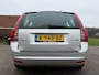Volvo V50 2.0 Classic / Leder / Clima / Stoelverwarming / Xenon / Trekhaak / 17" Velgen / PDC / Cruise / LED /