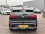 Kia Niro 1.6 GDi Hybrid DynamicLine Trekhaak | Stoelverwarming | Camera | Carplay | 16" Lichtmetaal | Leder/Stof | Adaptieve Cruise | Achteruitrijcamera | Airco (automatisch) | Apple Carplay/Android Auto|telefoonintegratie premium