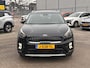 Kia Niro 1.6 GDi Hybrid DynamicLine Trekhaak | Stoelverwarming | Camera | Carplay | 16" Lichtmetaal | Leder/Stof | Adaptieve Cruise | Achteruitrijcamera | Airco (automatisch) | Apple Carplay/Android Auto|telefoonintegratie premium