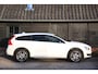 Volvo V60 Cross Country 2.0 D4 Summum Business Leer/Stoelverwarming/Trekhaak afneembaar