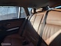 BMW 3-Serie Touring 318i High Executive Nw distributie