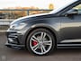 Volkswagen Golf 1.5 TSI 150 PK DSG 3x R-Line Panoramadak Virtual Cockpit LED Camera Keyless Sfeerverlichting Stoelverwarming Navigatie Apple CarPlay Android Auto