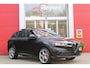 Alfa Romeo Tonale 1.3T PHEV 280PK VELOCE Q4 | PANORAMISCH SCHUIF / KANTELDAK | LEDEREN BEKLEDING | VOORSTOELEN / STUUR VERWARMD | VOORSTOELEN GEVENTILEERD | VOORSTOELEN ELEKTRISCH VERSTELBAAR | DRAADLOOS APPLE CARPLAY / ANDROID AUTO | 360° CAMERA | AUTOMATISCH DIMMENDE BUITENSPIEGELS | 20"INCH LICHTMETALEN VELGEN | ADAPTIVE CRUISE CONTROL | KEYLESS ENTRY / START | ELEKTRISCH BEDIENBARE ACHTERKLEP | DRAADLOZE TELEFOONLADER | AMBIENT LIGHTING | DONKERE HEMELBEKLEDING | SCHAKELFLIPPERS AAN HET STUUR | VERWARMDE RUITENSPROEIERS |
