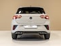 Volkswagen T-Roc 1.5 TSI R-Line Edition / 150pk / Stoel en stuur verwarming / Achteruitrij camera / Keyless /