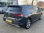 Volkswagen Golf 1.4 eHybrid Style PHEV PLUG-IN HYBRIDE VAN: €22.900,- VOOR: €21.877,- UW EINDEJAARSVOORDEEL: €3.023 | R-LINE VELGEN | MEM. STOEL MET MASSAGE| STOEL + STUUR VERW. | ADAPTIVE CRUISE| CAMERA|
