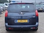 Peugeot 5008 1.6 THP Blue Lease Executive 7p.