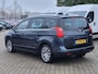 Peugeot 5008 1.6 THP Blue Lease Executive 7p.