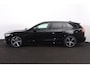 Volvo V60 T4 R-Design - Panorama/schuifdak - IntelliSafe Assist & Surround - Camera achter - DAB+ - Harman/Kardon audio - Adaptieve LED koplampen - Verwarmde voorstoelen, stuur & achterbank - Parkeersensoren voor & achter - Harmon Kardon Audio - Voorruitverwarming - Extra getint glas - Elektr. inklapbare trekhaak - 19' LMV